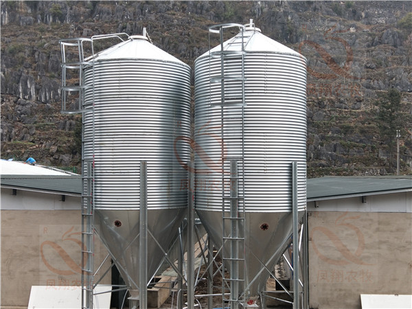 養(yǎng)殖料塔廠家